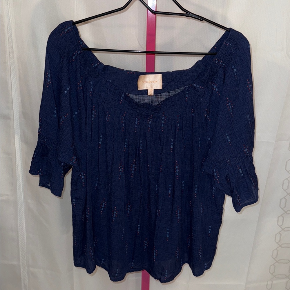 Skies Are Blue Textured Navy Blouse